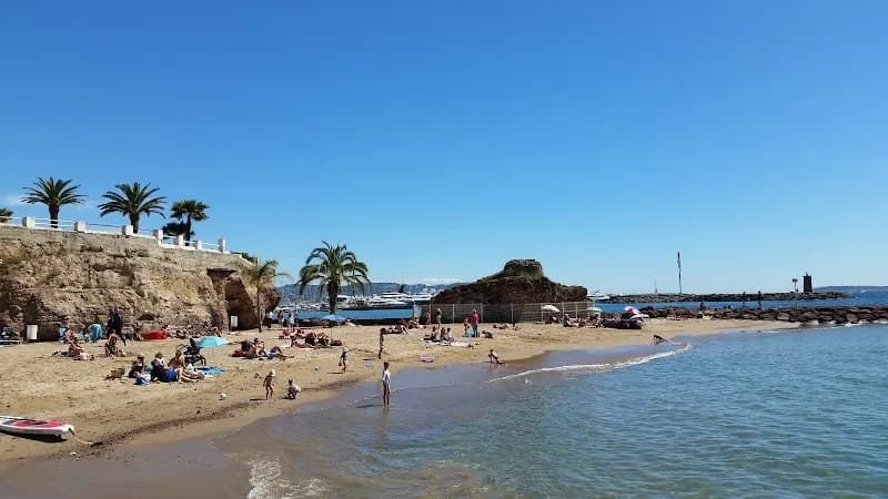 Beach of Raguette beach in Cannes, PACA