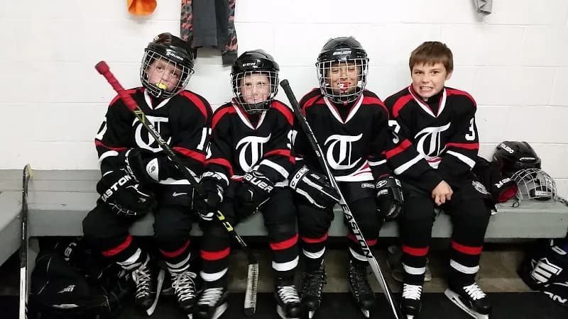 View of Berkley Ice Arena And Rec in Berkley, MI