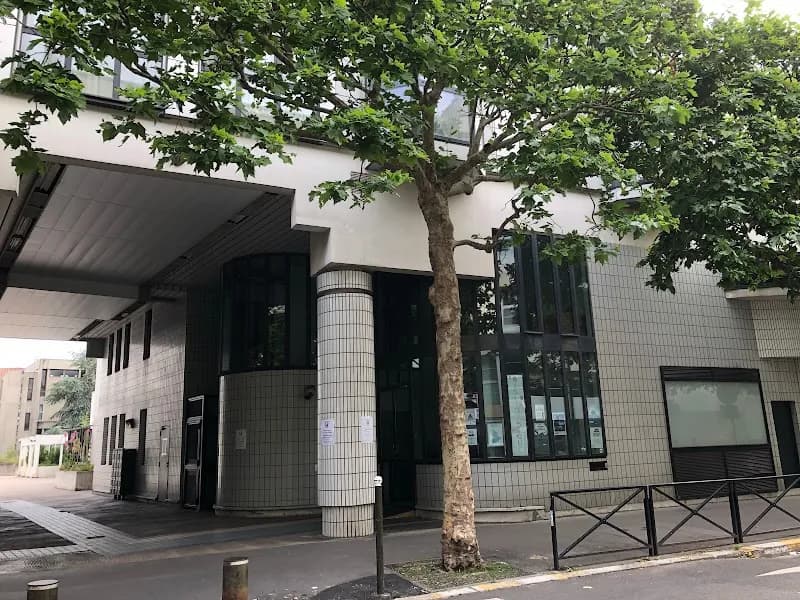 View of Bibliothèque Municipale de Boulogne-Billancourt in Boulogne-Billancourt, IDF
