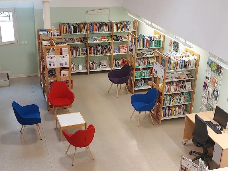 Bibliothèque Municipale de Saint-Germain-en-Laye library in Saint-Germain-en-Laye, IDF