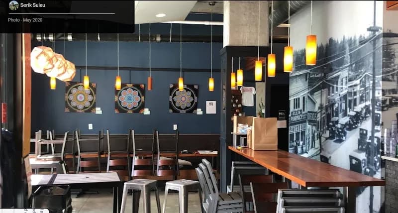 Bing's Bodacious Bagels cafe in Multnomah Village, OR