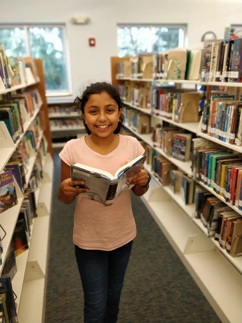 View of Bloomingdale Regional Public Library in Valrico, FL