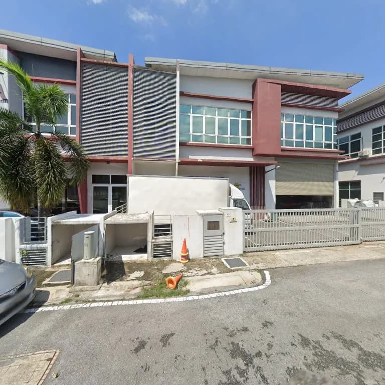 Bounce Kingdom Klang trampoline in Klang, SG