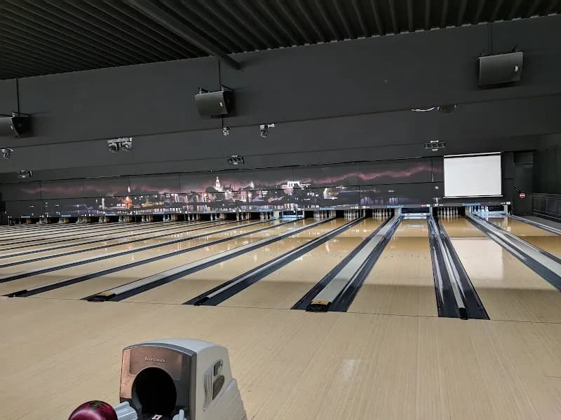 View of Bowl Inn in Bruges, WV
