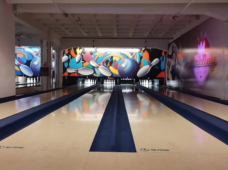 Bowling Center bowling alley in Montevideo, MO