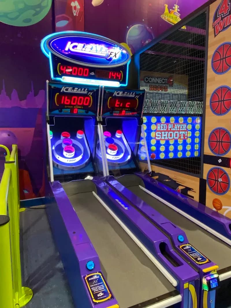 View of Bowling Lanes Tel Aviv in Tel Aviv, TA