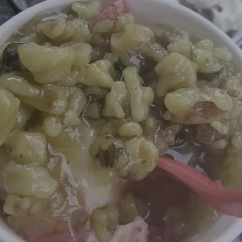 View of Bruster's Real Ice Cream in Midlothian, VA