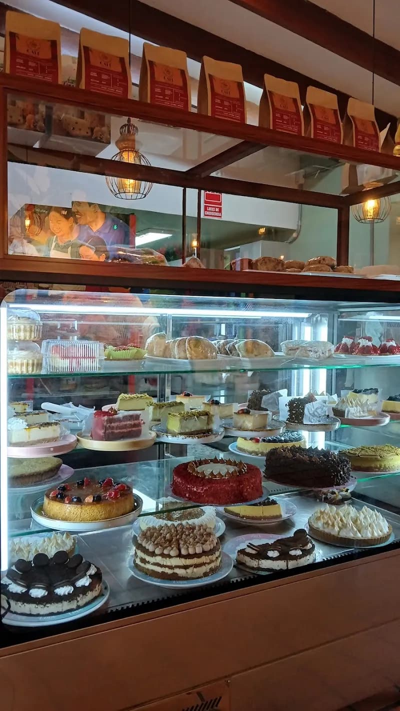 Café Familiar La Cabaña cafe in Chaclacayo, Lima