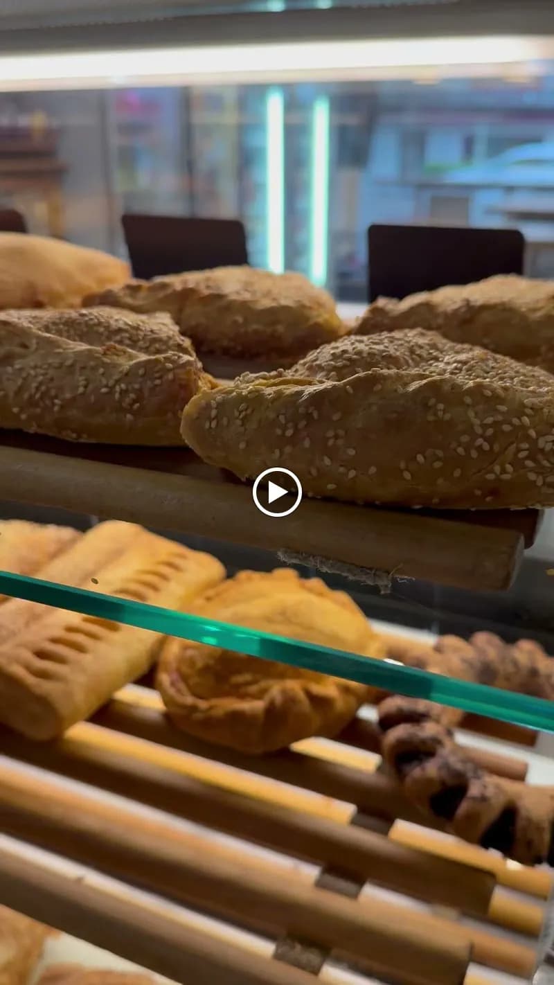 View of Café Tölzer Hof in Dachau, BY
