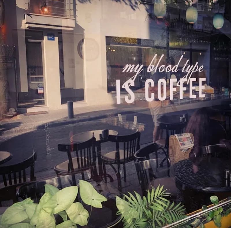 Café Xenia restaurant in Neve Tzedek, TA