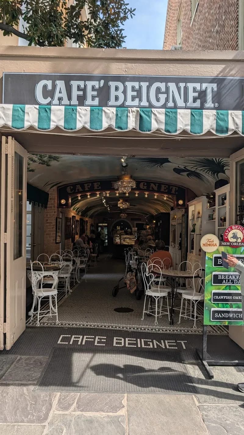 Cafe Beignet, Royal Street Breakfast & Brunch in New Orleans, LA