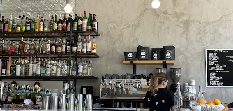 View of Cafe Roze in East Nashville, TN