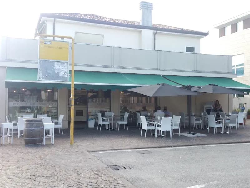 Caffè Centrale Family cafe in Quarto d'Altino, VE