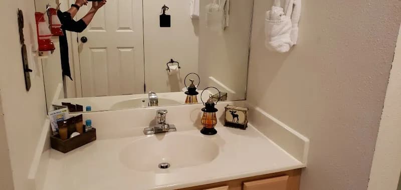 View of Canyon Racquet Club Condominiums in Cottonwood Heights, UT