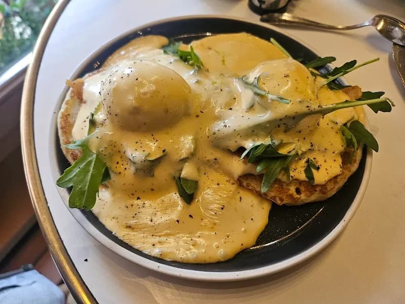 View of Centrál Grand Cafe & Bar in Törökbálint, Budapest