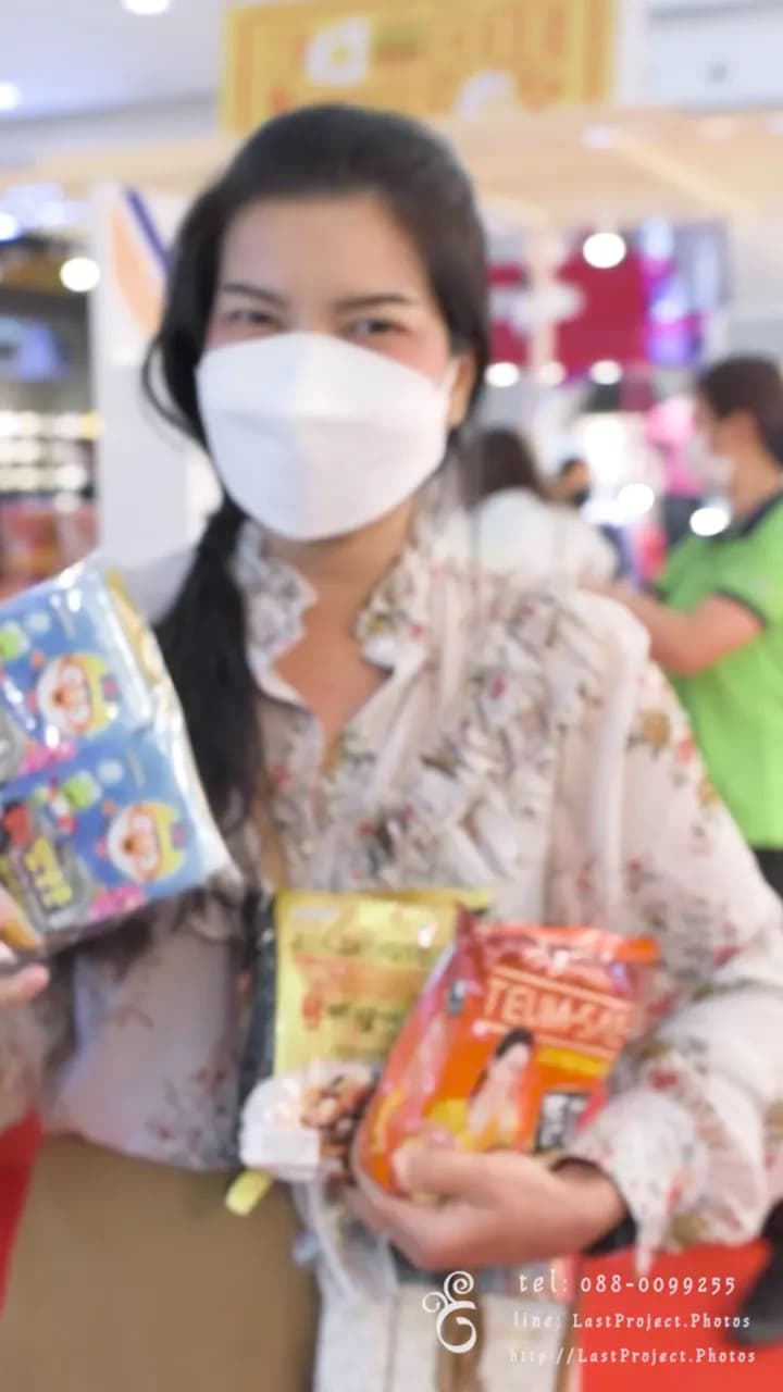 View of centralwOrld in Siam Paragon / Siam, BKK