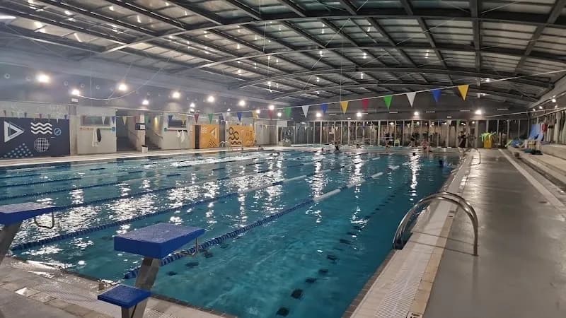 Centro Deportivo Municipal Grao de Gandía swimming pool in Gandia, V