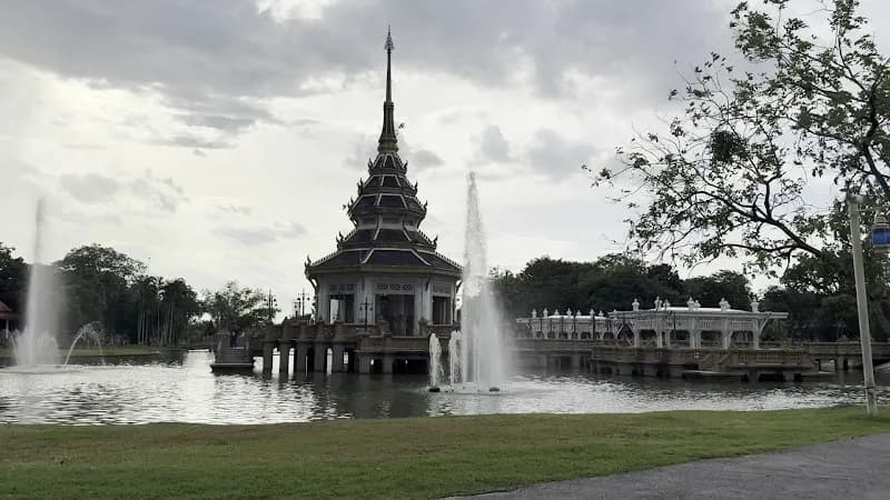 View of Chaloem Kanchanaphisek Park in Nonthaburi, BKK