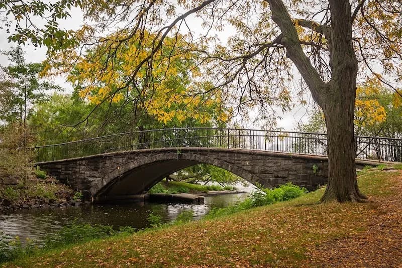 Charles River Esplanades route in Boston, MA
