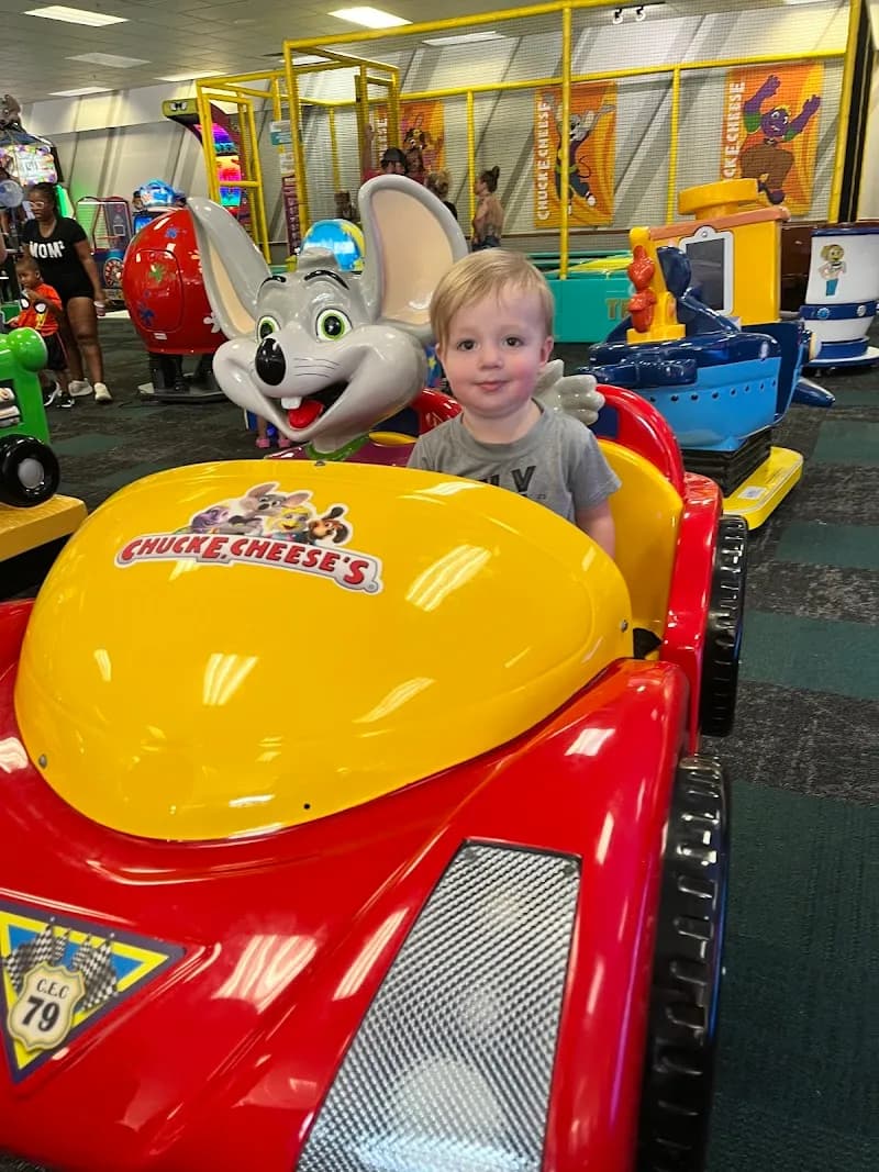 View of Chuck E. Cheese in Highview, KY