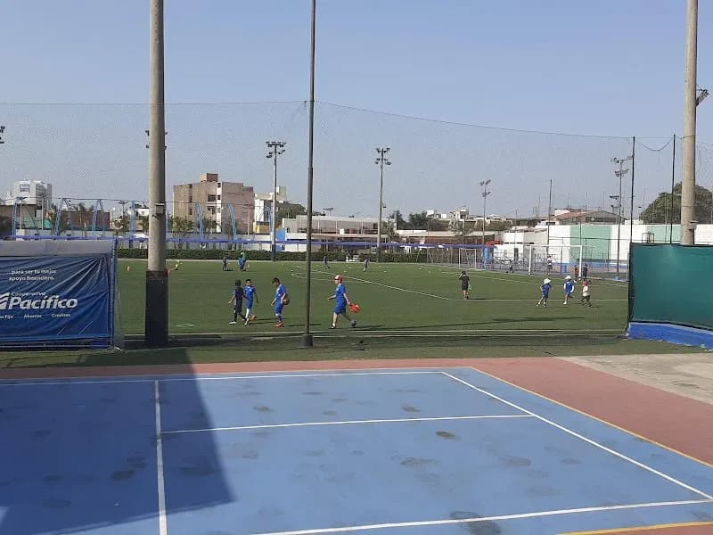 Circolo Sportivo Italiano fitness center in San Isidro, Lima