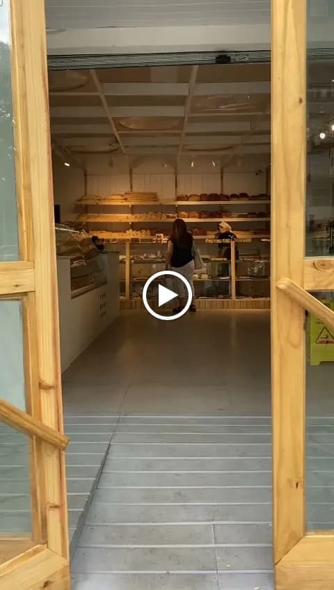 View of Confitería Monteverde in Pocitos, MVD