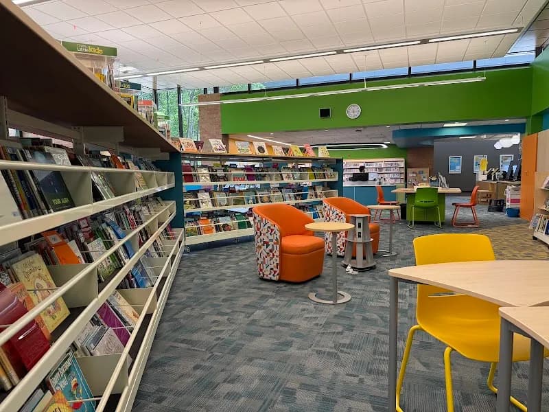 View of Cook Park Library - Cook Memorial Public Library District in Libertyville, IL