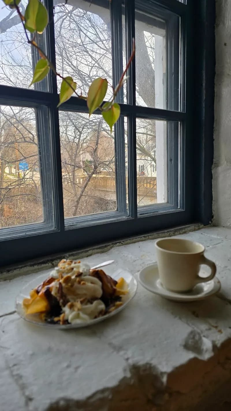 View of Cream & Crepe Cafe in Cedarburg, WI