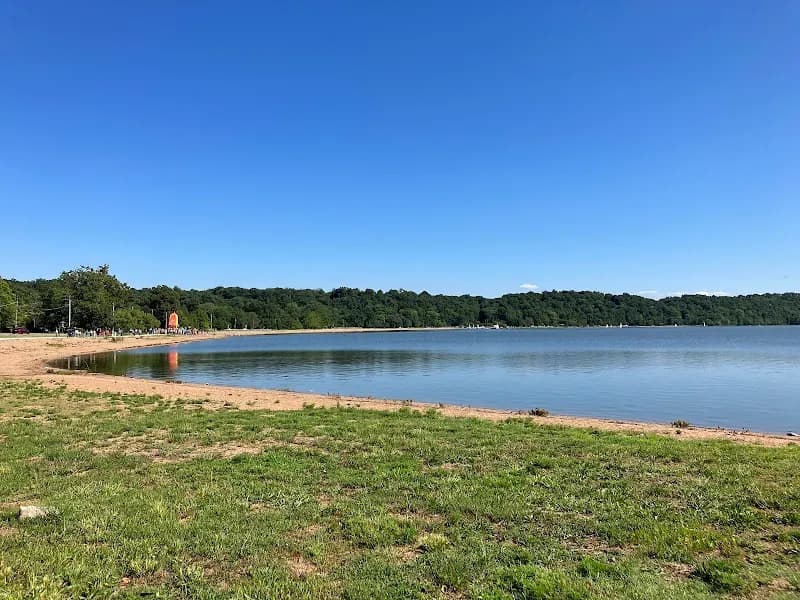 View of Creve Coeur Park Picnic Site 1 in Creve Coeur, MO