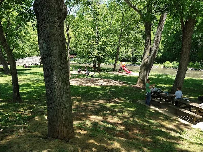 View of Devil's Backbone County Park in Talladega, AL