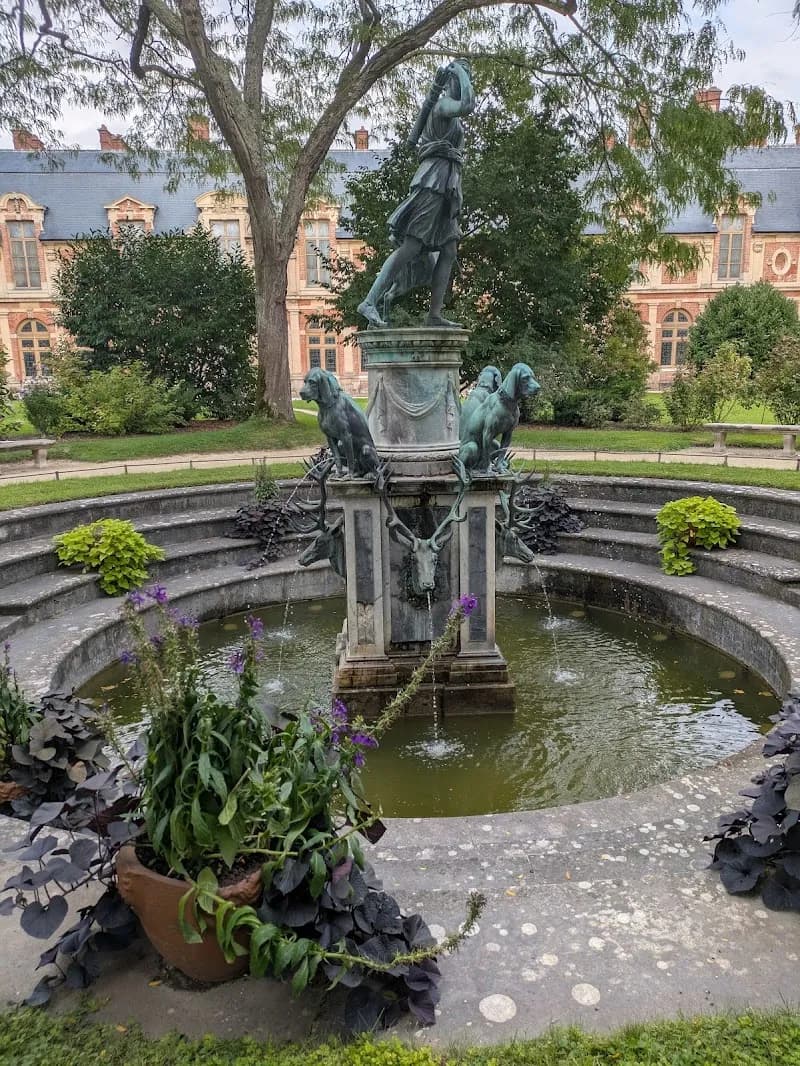Diana Garden garden in Fontainebleau, IDF