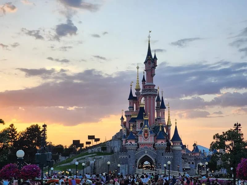 Disneyland Park amusement park in Disneyland Paris Area (Marne-la-Vallée), IDF