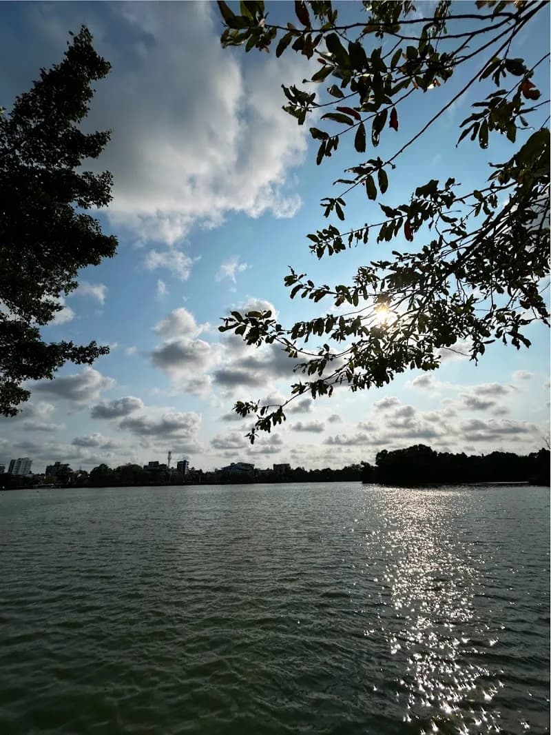 View of Diyatha Uyana Park in Battaramulla, WP