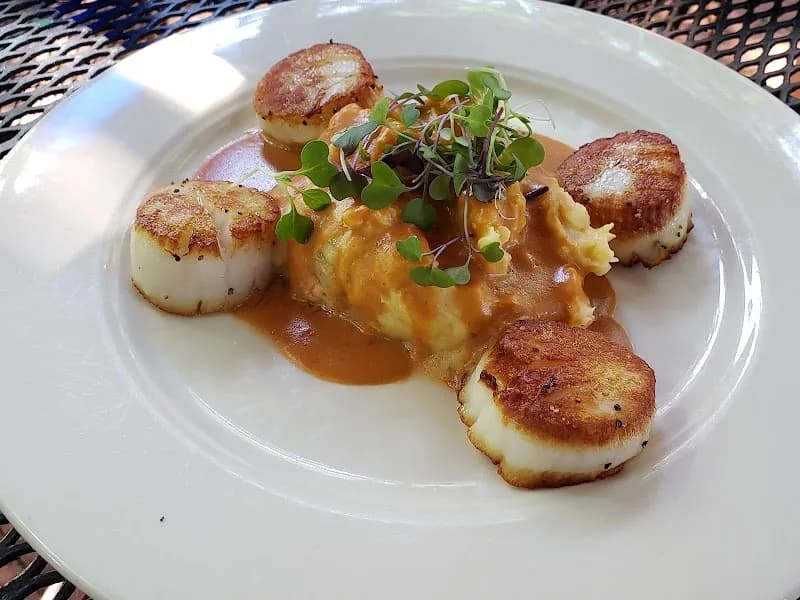 View of Don's Pomeroy House in Rocky River, OH