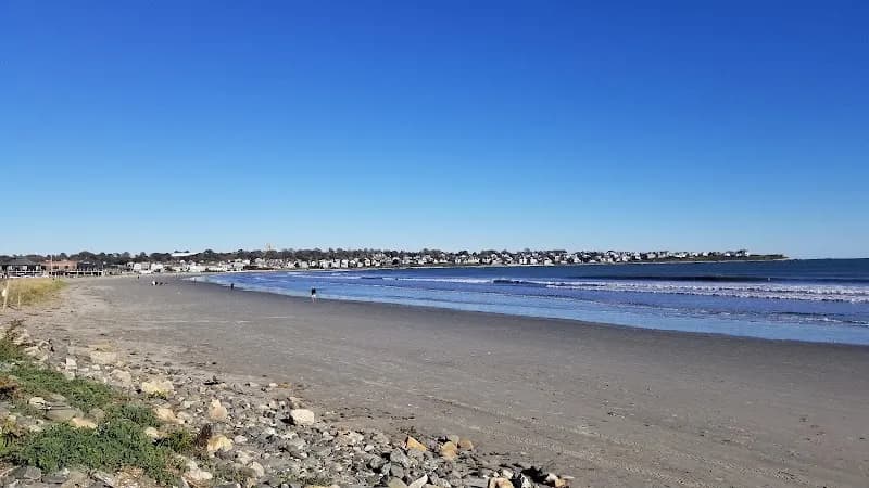 View of Easton's Beach in Newport, RI