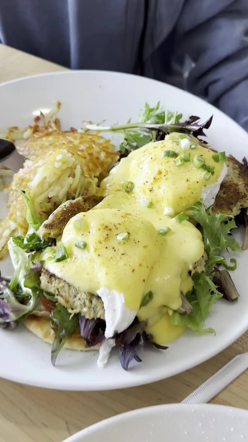 View of Eggsquisite Cafe in Southlake, TX