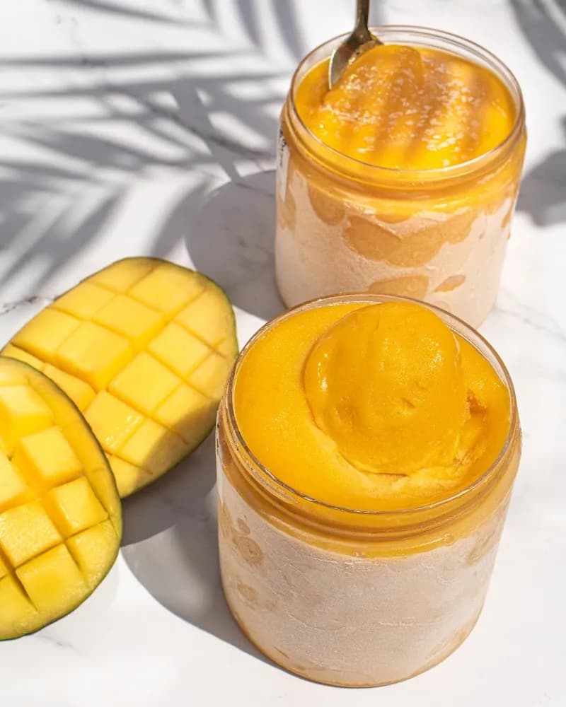 View of Eric Kayser in Montmorency, IDF