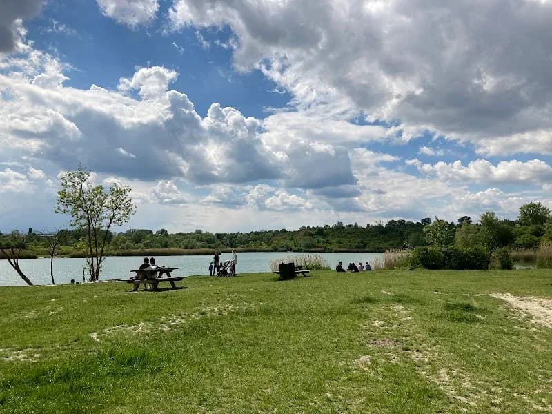 Eva-und-Otto-Benesch-Park park in Favoriten, VIE