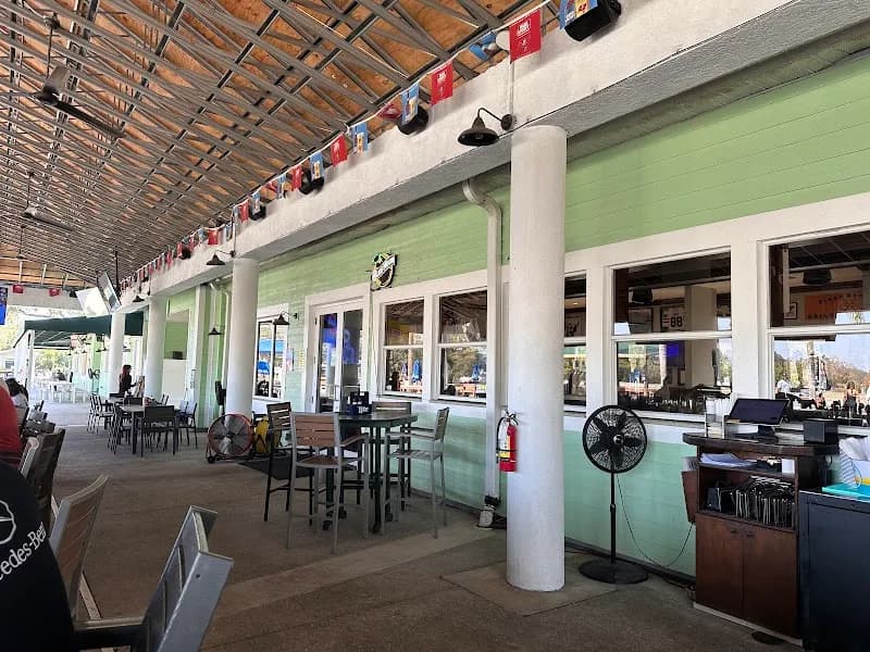 View of Evie’s Tavern & Grill in Sarasota, FL