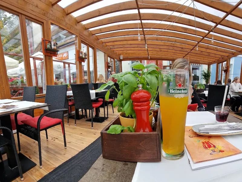 Family-Friendly Waterfront Restaurants restaurant in Szentendre, Budapest