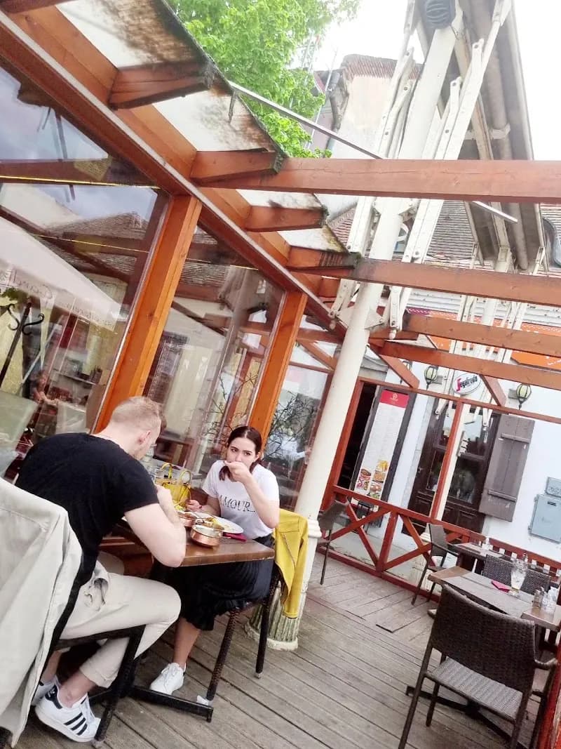 View of Family-Friendly Waterfront Restaurants in Szentendre, Budapest