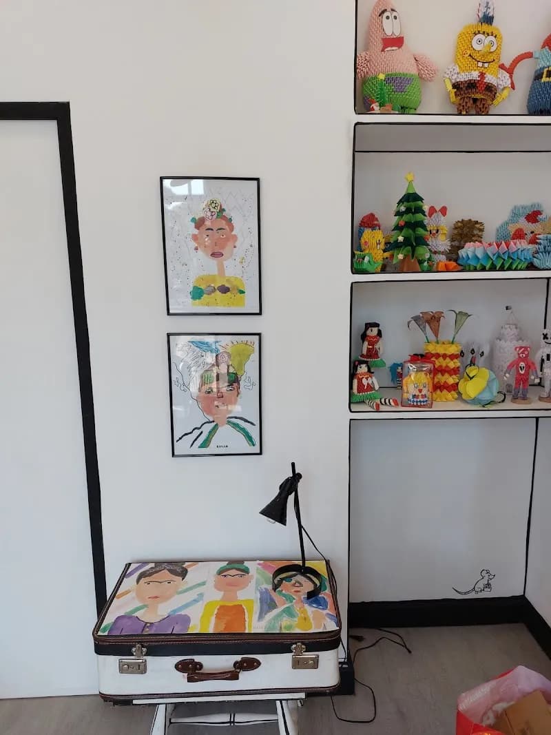 View of Follow Your Art in Melissia, AT