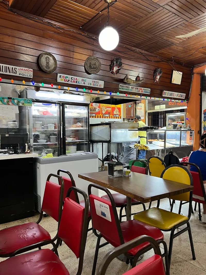 View of Fuente de Soda Manolo's in San Jose, SJ