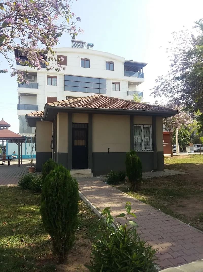 Gündoğdu Mahallesi Muhtarlığı park in Gündoğdu, Antalya