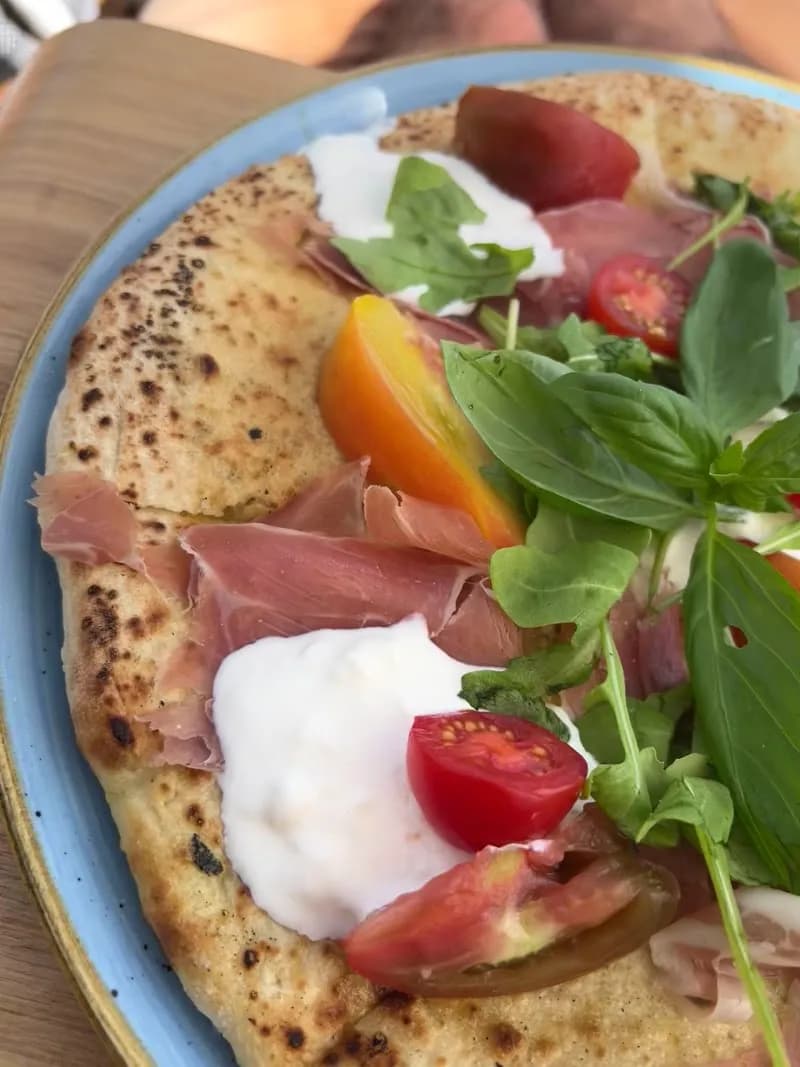 View of Gelateria Bella Italia in Beaulieu-sur-Mer, PACA
