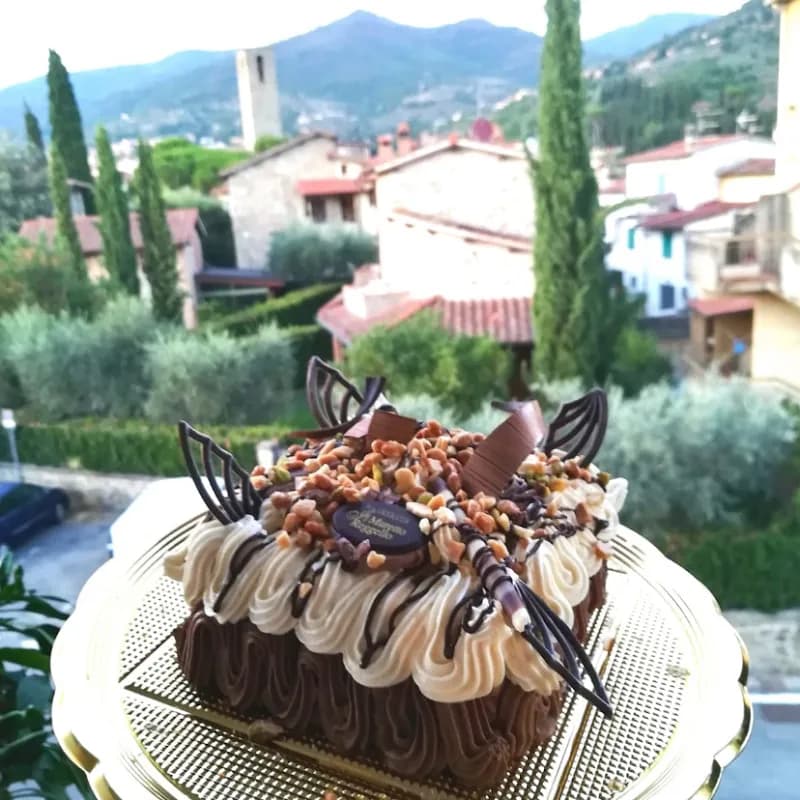 View of Gelateria da Paolo in Reggello, Tuscany