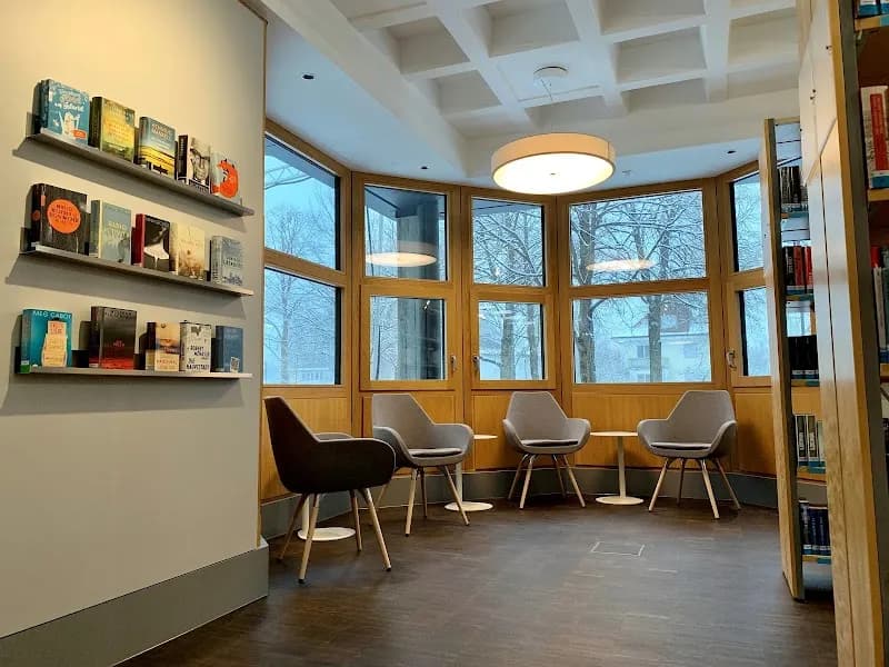 View of Gemeindebibliothek Neubiberg in Neubiberg, BY