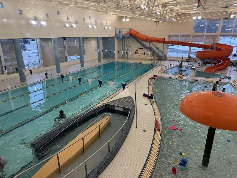 Georgina Leisure Pool swimming pool in Georgina, ON