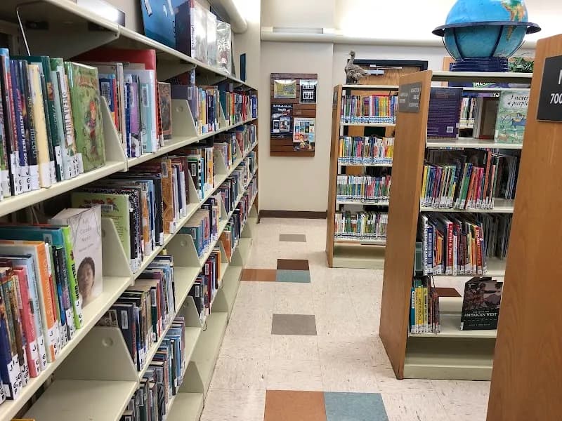 View of Glenpool Library in Glenpool, OK