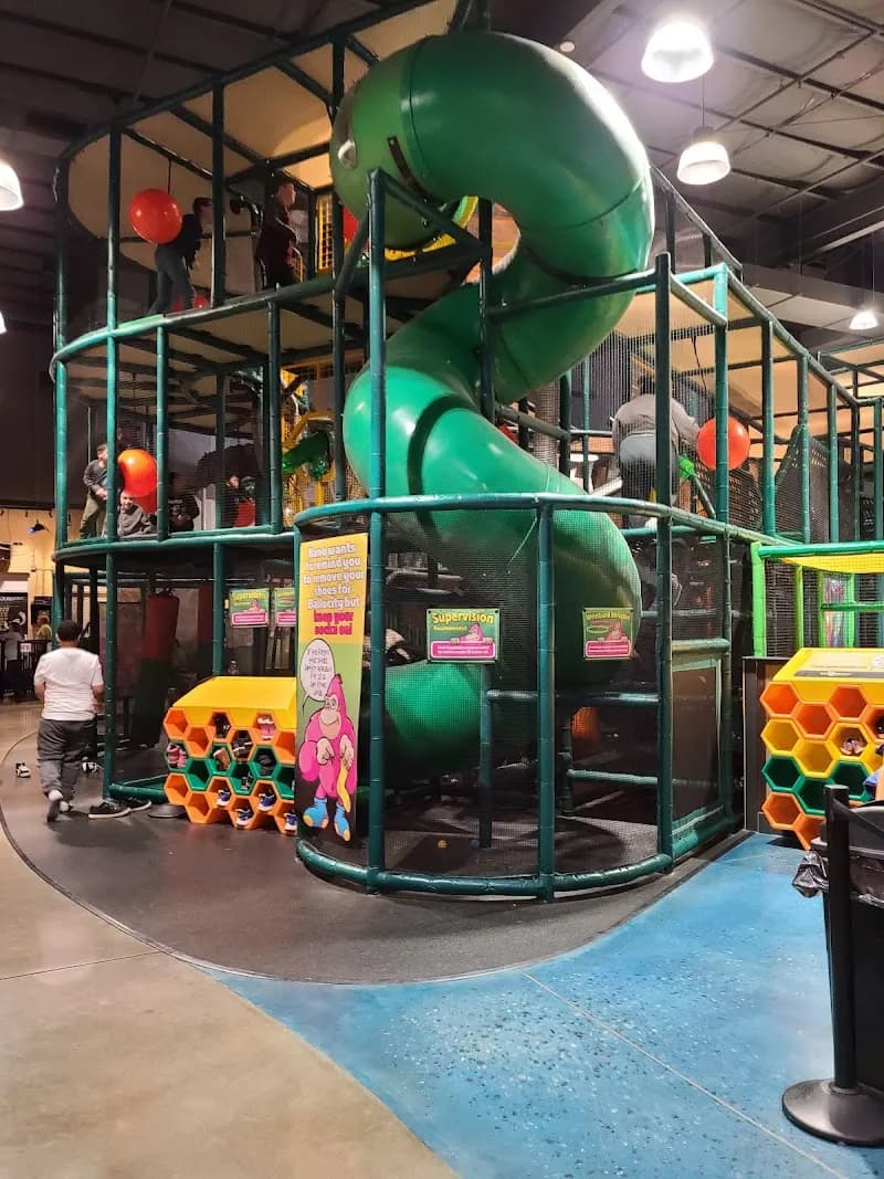 Go ‘N Bananas amusement center in Wilmington, DE